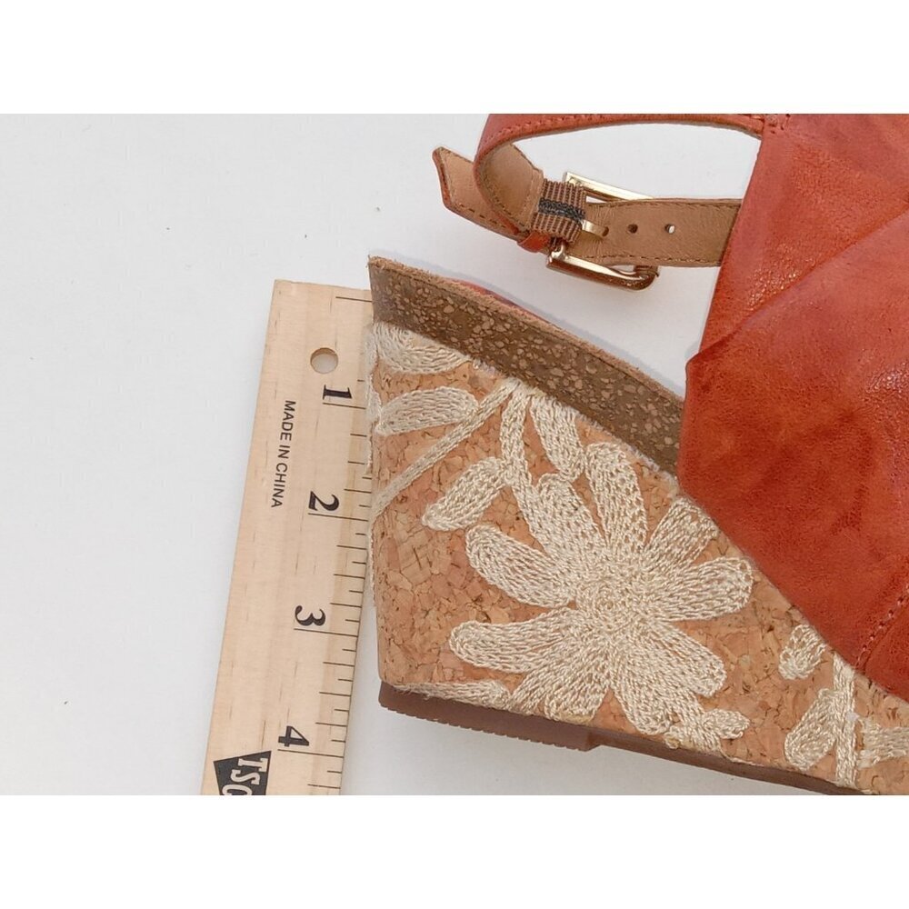 Sofft Corrina Latte Orange Red Embroidered Flowers Cork Wedge Sandals Size 6.5M - Picture 10 of 14